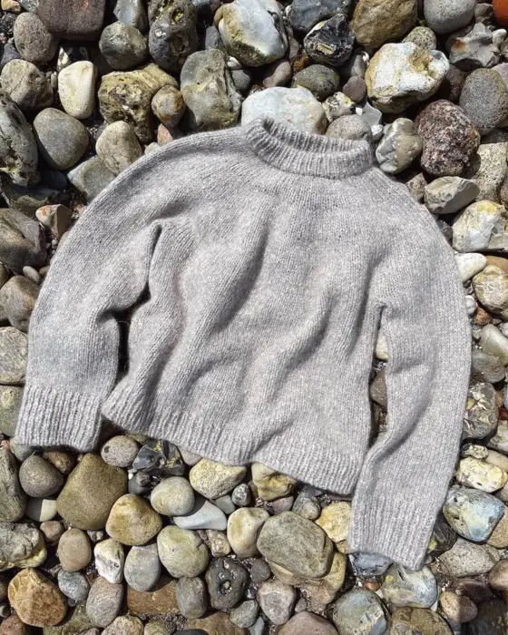 Petiteknit: Novice Sweater - Chunky Edition kit in Gepard Puno