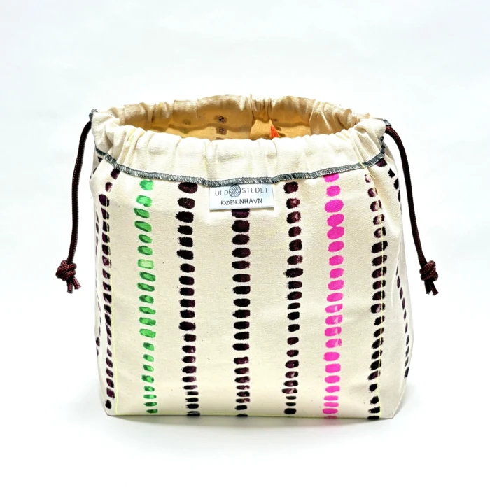 OHWOW no .5 - medium